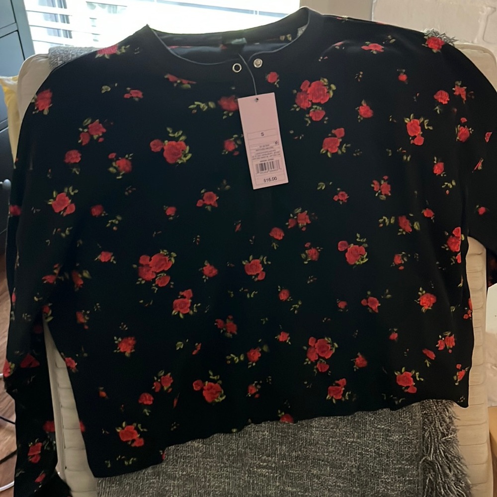 Wild Fable size S Women’s long sleeve shirt